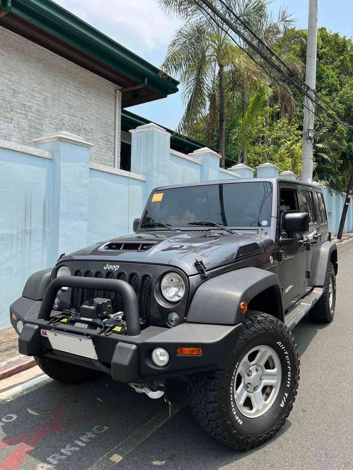 Replacement Hood Vented Heat Dispersion for 2007-2018 Jeep Wrangler JK JKU Hood Upgrade